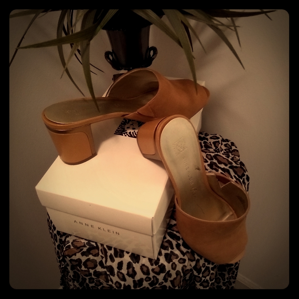 Anne Klein Women Shoes